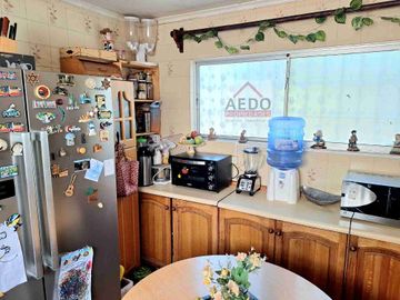 Se  Vende Gran Terreno Urbano con Linda Amplia  y Funcional casa de un piso, aislada, comuna de Quillota
