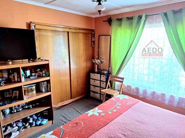 Se  Vende Gran Terreno Urbano con Linda Amplia  y Funcional casa de un piso, aislada, comuna de Quillota