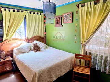 Se  Vende Gran Terreno Urbano con Linda Amplia  y Funcional casa de un piso, aislada, comuna de Quillota