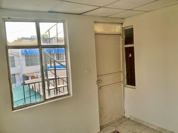 Se Vende Dpto En 2Da Planta - J.L.B.Y.R