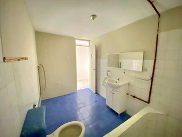 Se Vende Dpto En 2Da Planta - J.L.B.Y.R