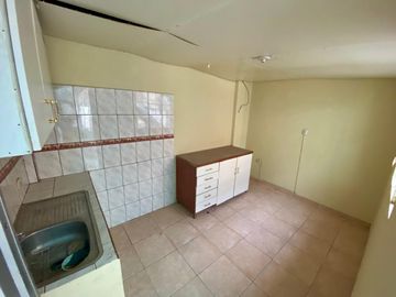 Se Vende Dpto En 2Da Planta - J.L.B.Y.R