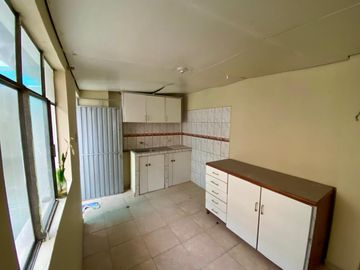 Se Vende Dpto En 2Da Planta - J.L.B.Y.R