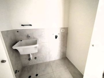 Dptos de estreno, desde 56 hasta 78 m2, 2 y 3 dorms, 2 baños