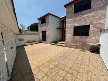 CASA EN VENTA, LAS ALAMEDAS ATIZAPÁN DE ZARAGOZA, EDO. MÉXICO.