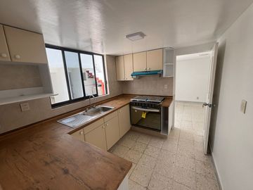 CASA EN VENTA, LAS ALAMEDAS ATIZAPÁN DE ZARAGOZA, EDO. MÉXICO.