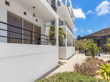 Condominio en 3er nivel con vista parcial al mar – Lomas del Cabo, Cabo San Lucas