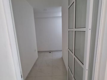 SE RENTAN CASAS DUPLEX EN FRACCIONAMIENTO CAMINO REAL HACIENDA, A UNOS METROS DE LA BUAP CU.