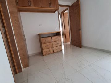 SE RENTAN CASAS DUPLEX EN FRACCIONAMIENTO CAMINO REAL HACIENDA, A UNOS METROS DE LA BUAP CU.