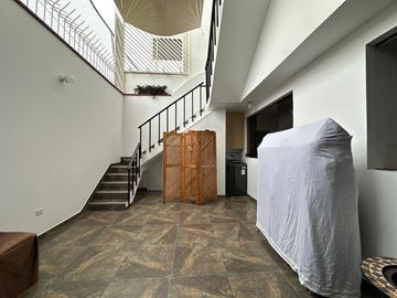 Impecable y amplia casa de 5 dormitorios en condominio seguro🏡💚
