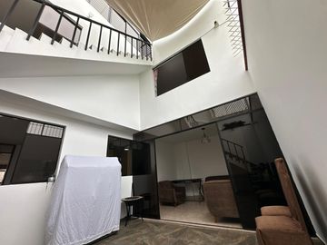 Impecable y amplia casa de 5 dormitorios en condominio seguro🏡💚
