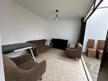 Impecable y amplia casa de 5 dormitorios en condominio seguro🏡💚