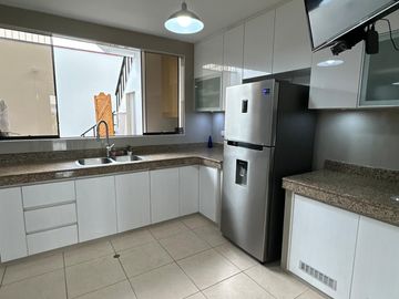 Impecable y amplia casa de 5 dormitorios en condominio seguro🏡💚