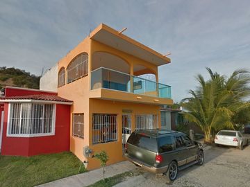 VENTA DE CASA EN COLIMA