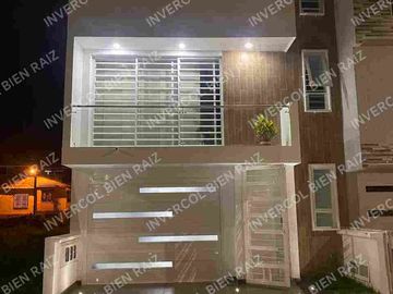 SE VENDE ESPECTACULAR CASA MULTIRENTA BARRIO CIUDADELA LAS PALMAS, TULUÁ