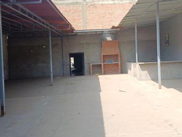 Casa y/o Local Comercial en Venta