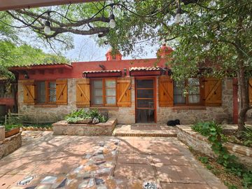 Casa de un nivel en Tequisquiapan con jardín