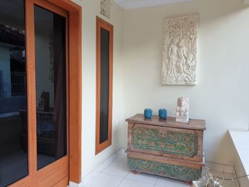 Rumah 2 kamar 182m2 di Kampial Nusa dua