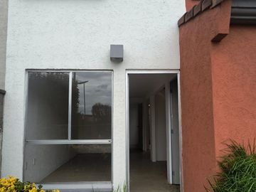 ULTIMAS 2 CASAS EN VENTA EN LERMA, 3 RECAMARAS, 2 BAÑOS COMPLETOS $1,250,000 ACEPO INFONAVI, BANCO O RECURSO PROPIO