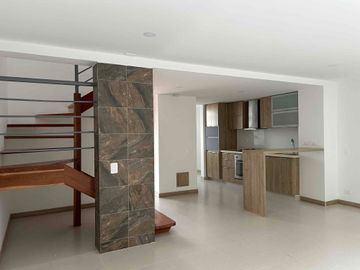 Venta Casa en Conjunto Cerrado en La Florida - Villamaria