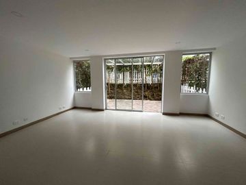 Venta Casa en Conjunto Cerrado en La Florida - Villamaria
