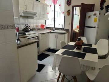 DEPARTAMENTO EN VENTA/ALQUILER UBICADO FRENTE AL MAR SECTOR PUERTO LUCIA