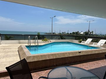 DEPARTAMENTO EN VENTA/ALQUILER UBICADO FRENTE AL MAR SECTOR PUERTO LUCIA