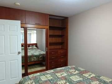 VENTA DE CASA A PRECIO DE TERRENO EN SURCO  9.5.4.9.6.7.3----