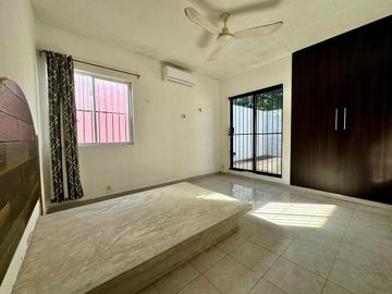 Casa en venta en Santa Maria chuburna Mérida acepta infonavit
