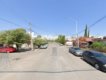 CASA EN VENTA AV ANTONIO DE MONTES SAN FELIPE CHIHUAHUA!!!