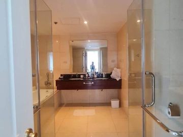 1BR Unit For Sale - Raffles Residences
