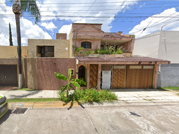Holanda 110, Los Laureles, Zamora De Hidalgo, Los Laureles, Zamora, Michoacán // CASA ADJUDICADA