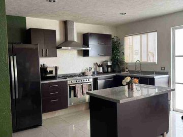 Sta. Fe Juriquilla casa en Venta en Villas de Sta. Fé 3 recamaras