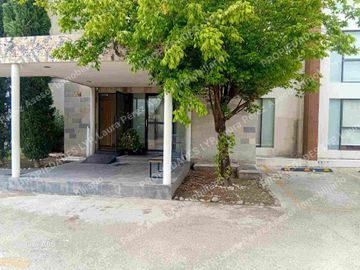 Departamento Planta Baja en Torre Ciprés Santa Cruz Buenavista Puebla.