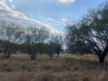 ¡Terreno campestre en venta! 🌳en Fracc. Las Carolinas, Caderayta NL🌳