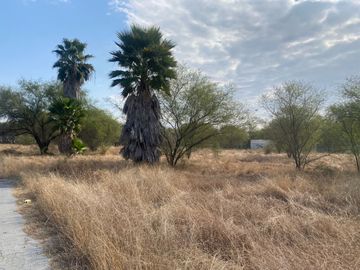¡Terreno campestre en venta! 🌳en Fracc. Las Carolinas, Caderayta NL🌳