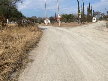 ¡Terreno campestre en venta! 🌳en Fracc. Las Carolinas, Caderayta NL🌳