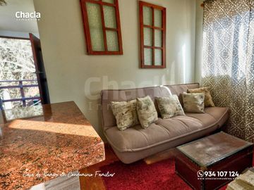 Casa de campo con jardín, chimenea y jacuzzi en Chaclacayo