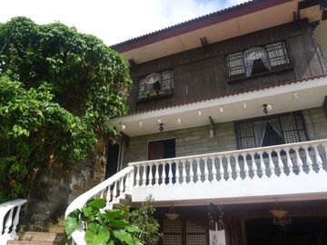 Brgy Asisan, Tagaytay 4641sqm with 2 structures, swimming pool and jacuzzi for sale