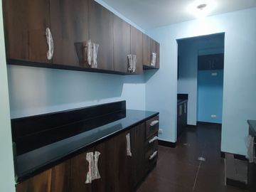 Best Value in Newport City! 1BR Condo at Sarasota | 50 sqm | RFO | Rent-to-Own Available
