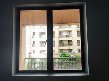 Best Value in Newport City! 1BR Condo at Sarasota | 50 sqm | RFO | Rent-to-Own Available