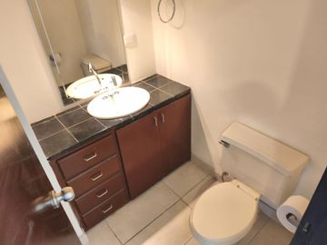 Arriendo departamento ,pleno Malecon , vista al rio .