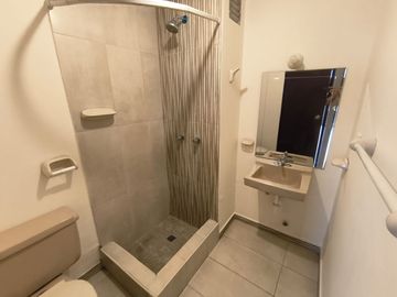 Arriendo departamento ,pleno Malecon , vista al rio .