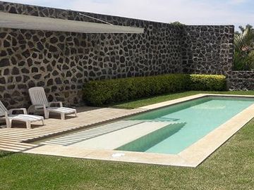 RENTO MODERNO DEPARTAMENTO EN LA ZONA NORTE DE CUERNAVACA, SEGURIDAD TOTAL