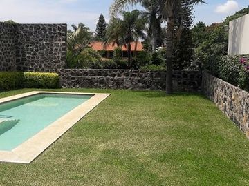 RENTO MODERNO DEPARTAMENTO EN LA ZONA NORTE DE CUERNAVACA, SEGURIDAD TOTAL
