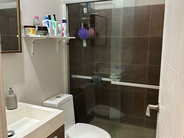 RENTO MODERNO DEPARTAMENTO EN LA ZONA NORTE DE CUERNAVACA, SEGURIDAD TOTAL