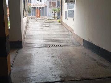 Se Vende Departamento En Las Lomas De La Molina Vieja