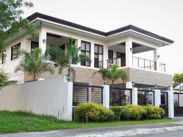 Fully Furnished 4BR House & Lot in Tagaytay SouthRidge Estates – Near Highlands & Crosswinds. 