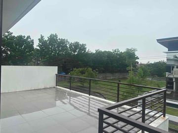 5 Bedrooms House for Sale