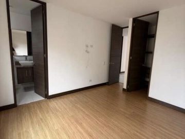 SE VENDE APARTAMENTO EN ENVIGADO, ESMERALDAL